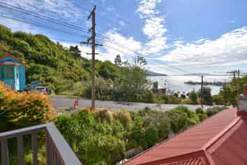 13 Slant Street, Careys Bay