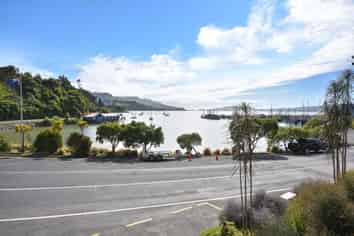 13 Slant Street, Careys Bay