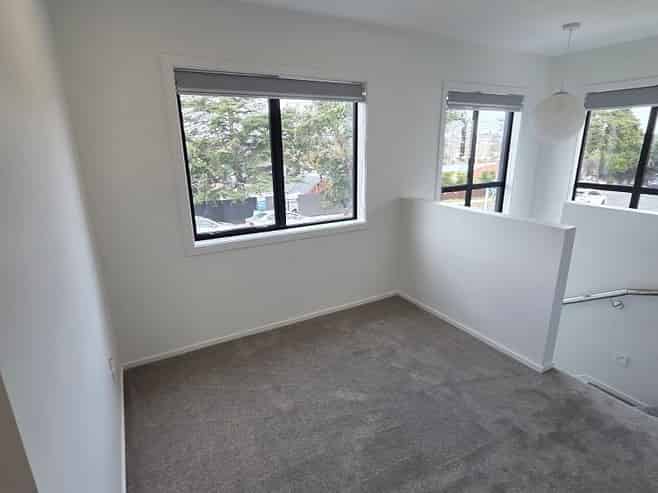 1 Chardi Kala Way, Papatoetoe