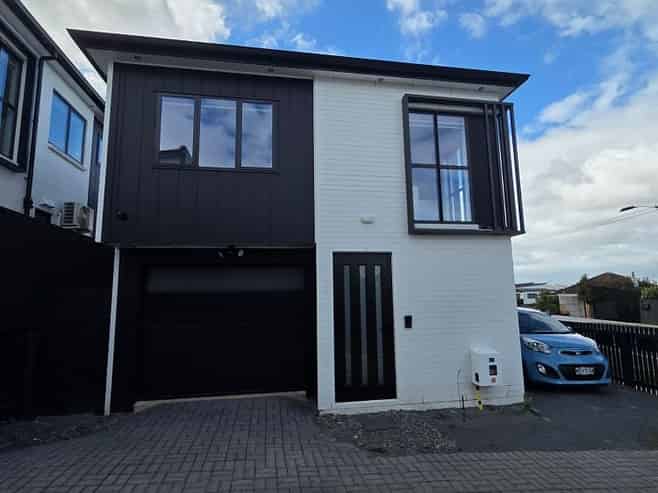 1 Chardi Kala Way, Papatoetoe