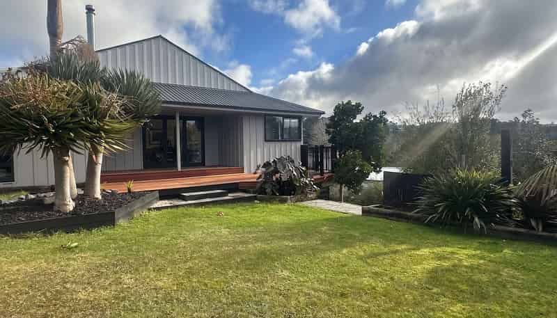 7 Hammond Avenue, Hatfields Beach