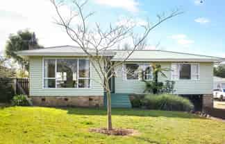 6 Birdwood Road , Pukekohe