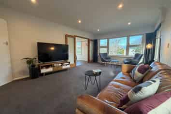 82 Chester Road, Tawa