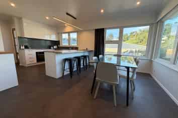 82 Chester Road, Tawa