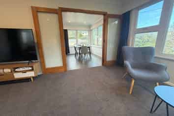 82 Chester Road, Tawa