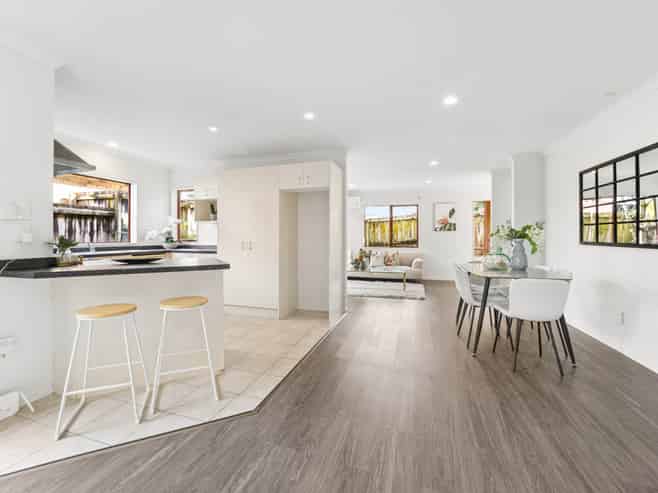 63c Redoubt Road, Goodwood Heights