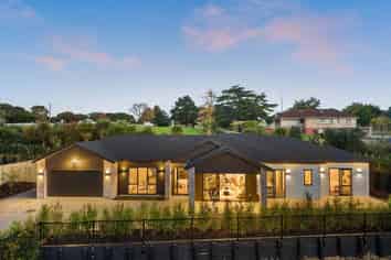 62 Rongoa Maori Way, Pukekohe