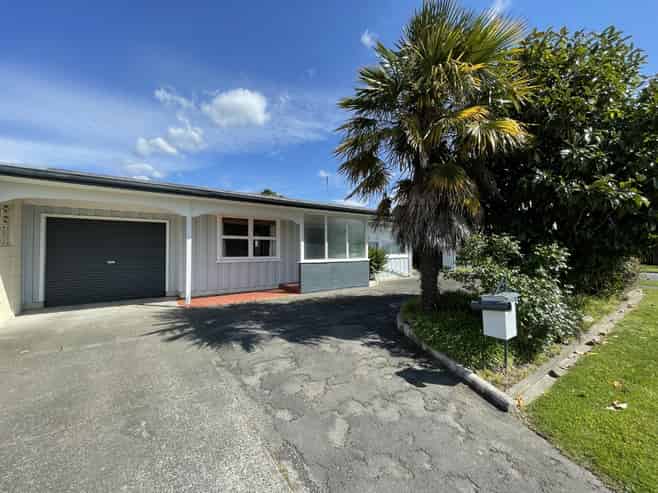 2 Bennett Place, Onekawa