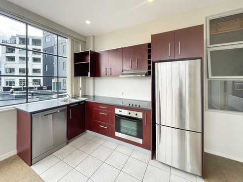 16/125 Thorndon Quay, Thorndon