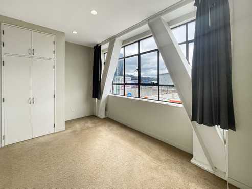16/125 Thorndon Quay, Thorndon