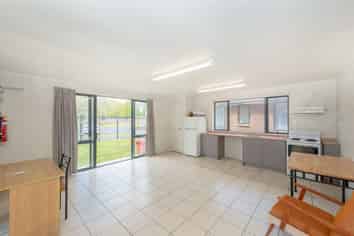 1/175a Knighton Road, Hillcrest