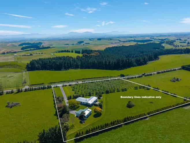 801 Rolling Ridges Road, Levels Valley