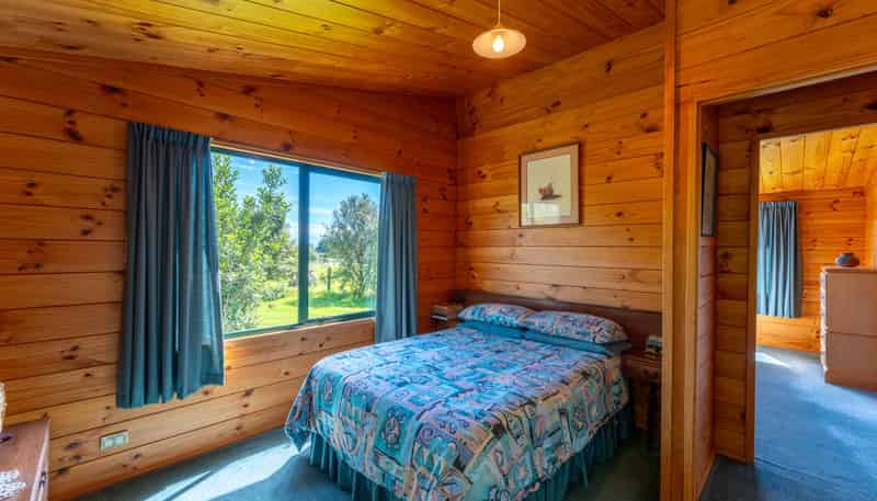 801 Rolling Ridges Road, Levels Valley