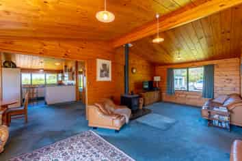 801 Rolling Ridges Road, Levels Valley