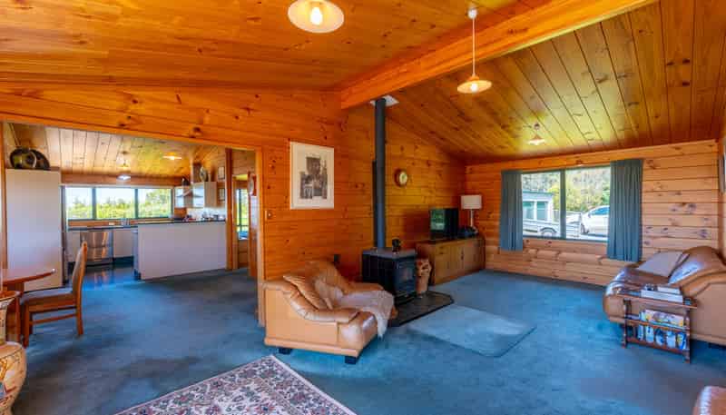 801 Rolling Ridges Road, Levels Valley