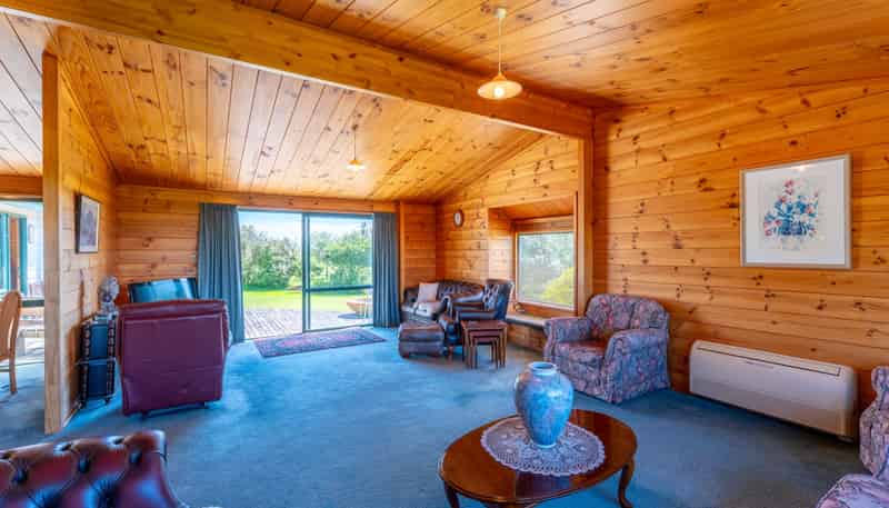 801 Rolling Ridges Road, Levels Valley