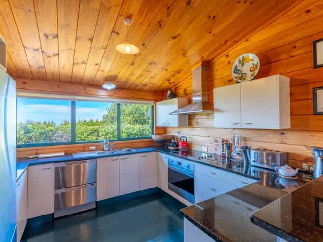 801 Rolling Ridges Road, Levels Valley