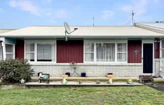 8/25 Queen Street, Dannevirke