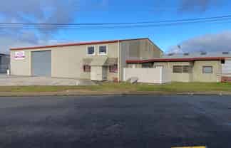 Substantial Workshop/Office Package
