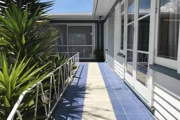 67 Anzac Road, Morningside