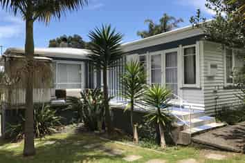 67 Anzac Road, Morningside
