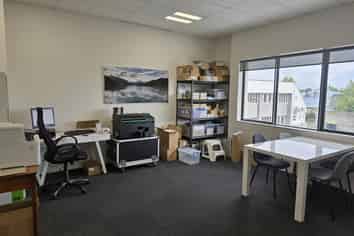 Small modern office – central Rangiora