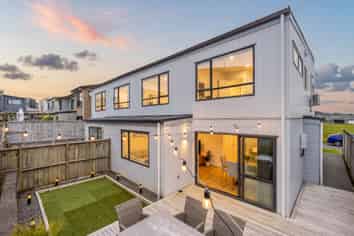 18 Toia Lane, Silverdale