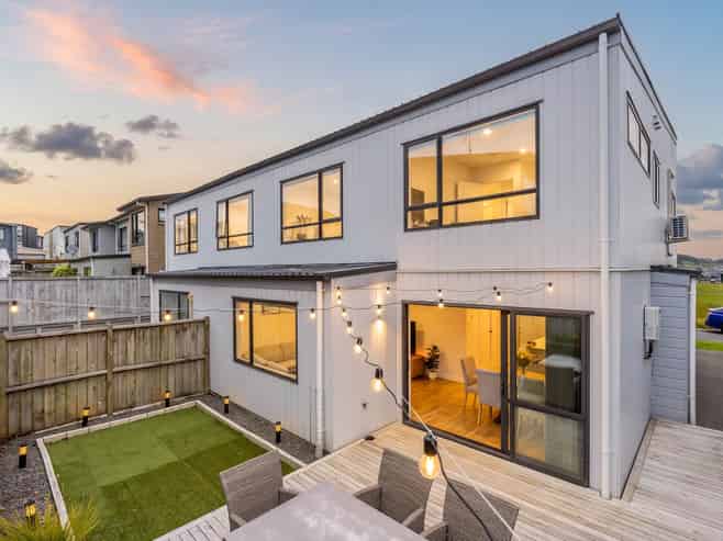 18 Toia Lane, Silverdale