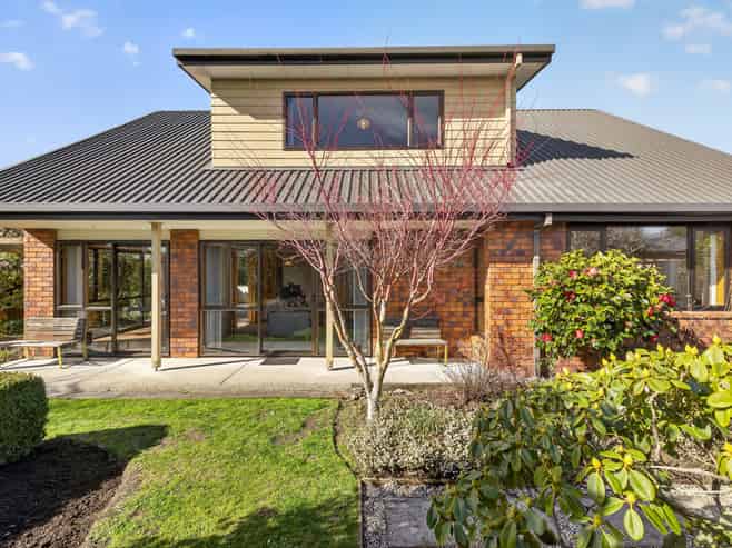 14 Tuscany Place, Beckenham