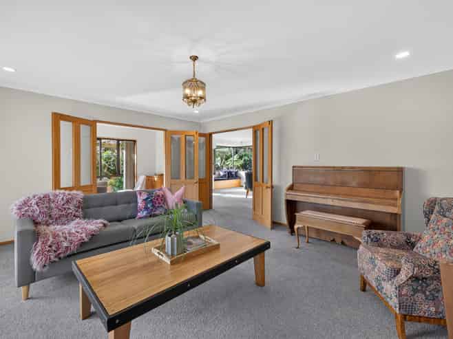 14 Tuscany Place, Beckenham