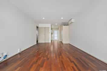 8/134 Church Street, Otahuhu