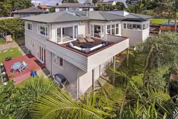 68A Kowhai Road, Campbells Bay