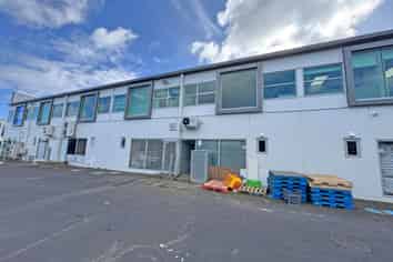 GROUND FLOOR RETAIL SHOP – BOTANY SOUTH
