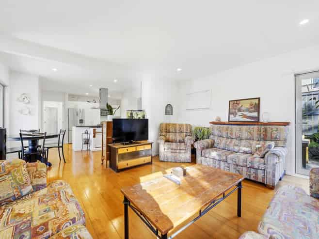 43C Verbena Road, Birkdale