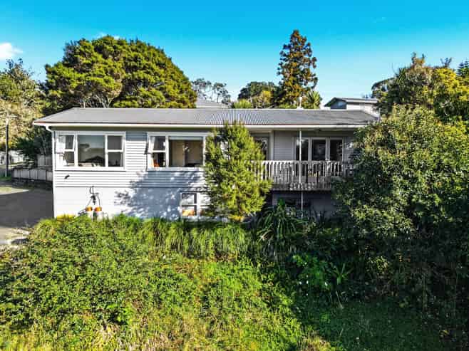 43C Verbena Road, Birkdale