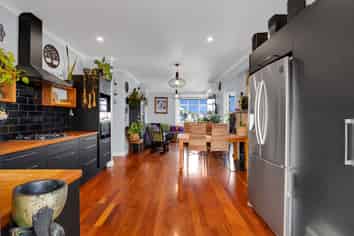 10 Longfellow Street, Te Aroha