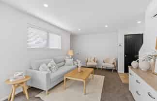 2/138 Hills Road, Edgeware
