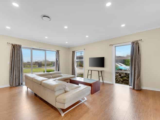 130 Irwin Road, Karaka