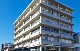 PARNELL OFFICE WITH VIEWS AND PARKING
