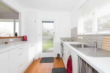 2/36 Sonia Avenue, Remuera