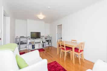 2/36 Sonia Avenue, Remuera