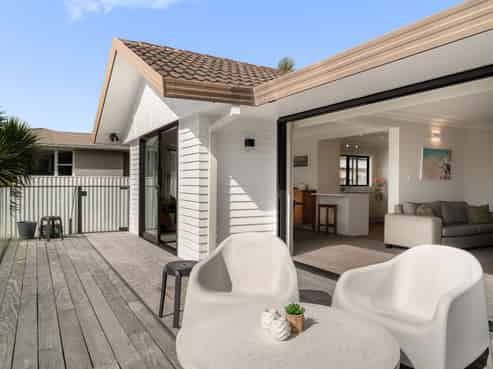 124A Levers Road, Matua