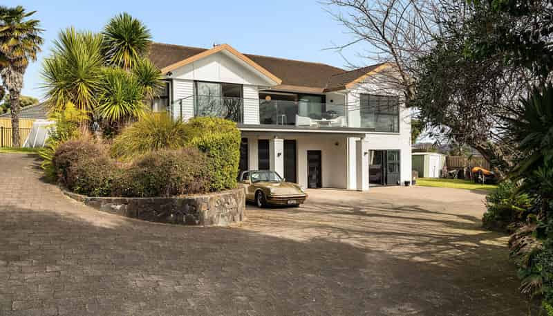 124A Levers Road, Matua