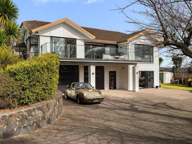 124A Levers Road, Matua