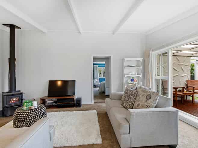 2 Richard Street, Belmont
