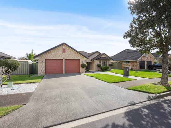 16 Erceg Way, Rosehill