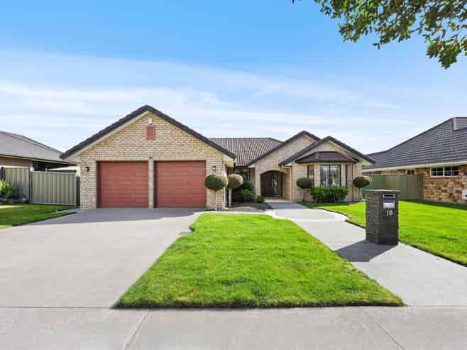 16 Erceg Way, Rosehill