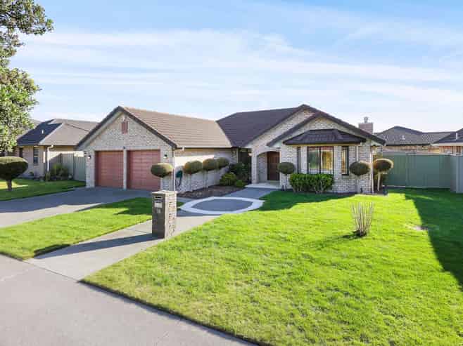 16 Erceg Way, Rosehill
