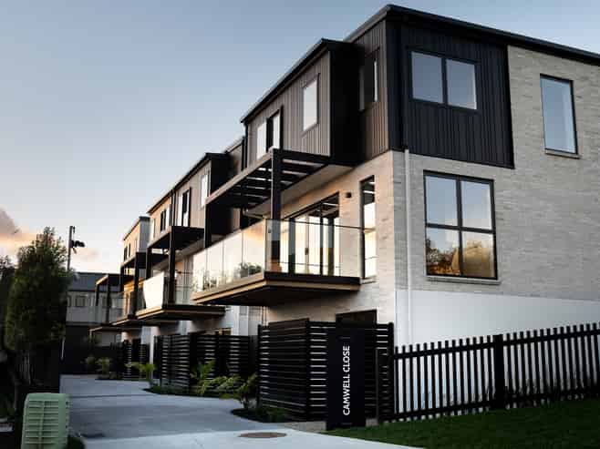 1/2 Camwell Close, Bucklands Beach