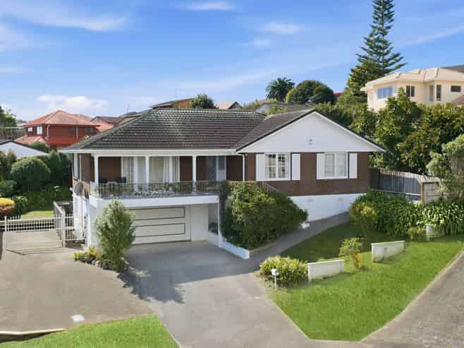 10 Veagh Place, Highland Park